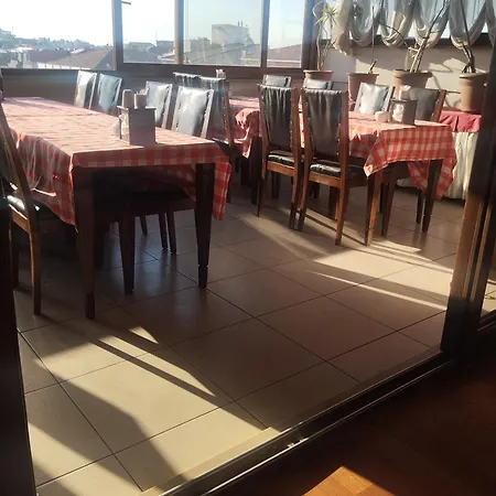 Hotell Esen *